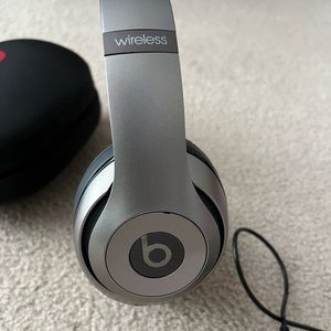 Beats Studio 2 wireless headphones